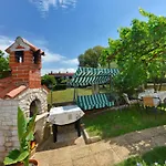 Complex Nevia 3* Poreč