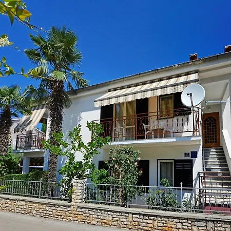 Complex Nevia Guest house