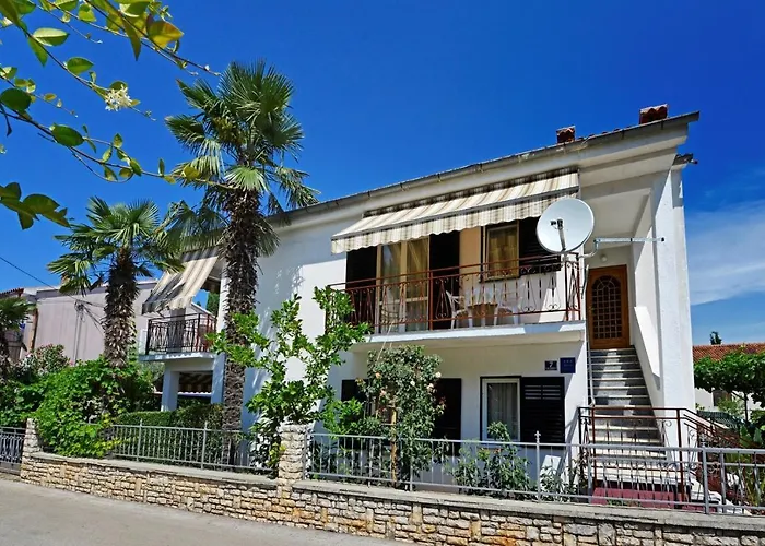 Complex Nevia Gostinjska kuća